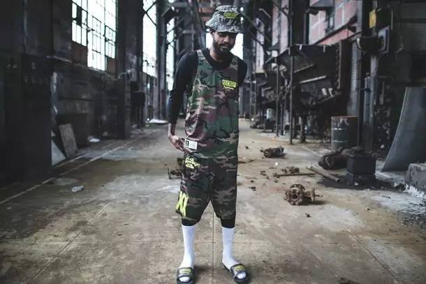 你穿“可乐”的样子真好看！细数Coca-Cola的那些聯名