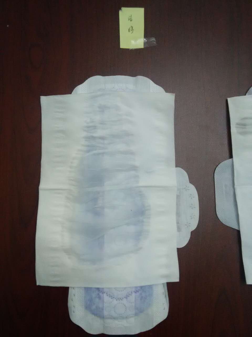 女生卫生巾大礼包,全网最火最全二十种卫生巾测评