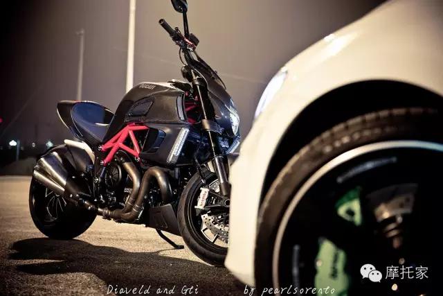 杜卡迪大魔鬼摩托测评,杜卡迪diavel1260和1260s的区别