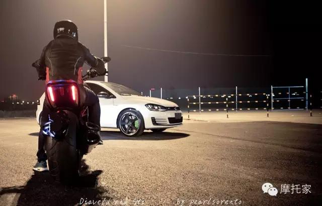 杜卡迪大魔鬼摩托测评,杜卡迪diavel1260和1260s的区别