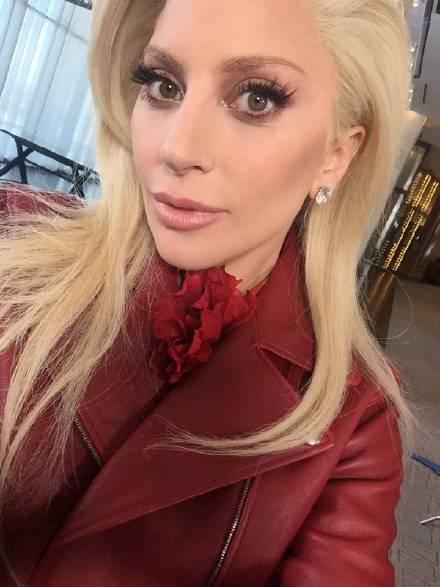 ladygaga碧昂丝雷哈娜,nfl超级碗中场秀ladygaga