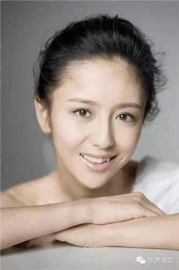 平眉韩系妆容,平眉很难看吗