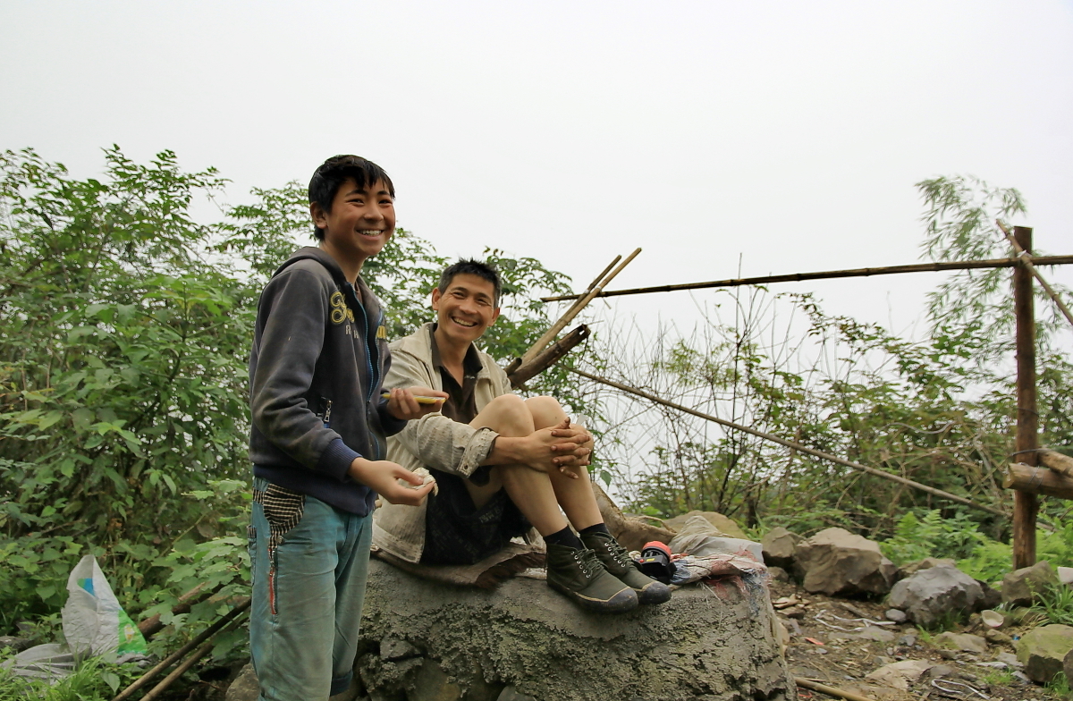 西部刀手,行走于中国道教神山四川洪雅瓦屋山,暗藏杀伐之气!