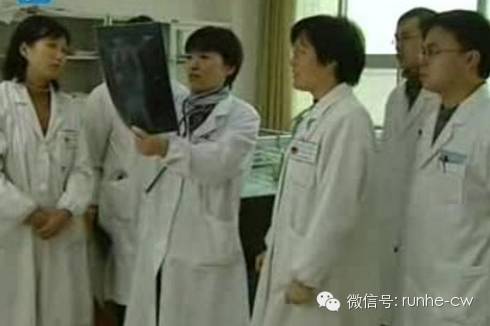 孕6月准妈妈肚子惊现两个子宫,跪求医生挽救不成竟被迫含泪引产