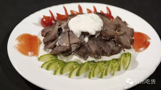 这波新店什么鬼?但以理、优兰哒...连煎饼果子都不好好起名字