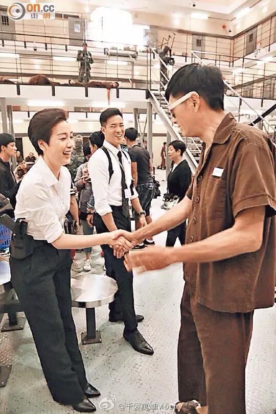 不管你们怎么骂,我心中的赌神家族只有他们