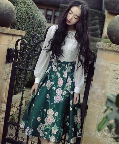 在时尚的浪口上，女人就要美如风景线！