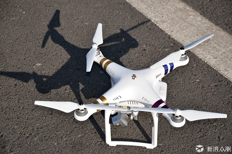 无人机也能拍电影大片儿，大疆精灵34K体验评测