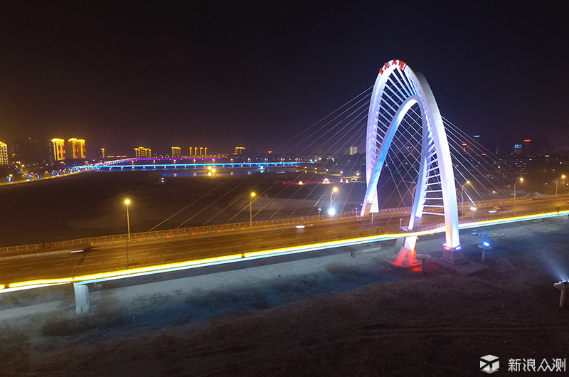 无人机也能拍电影大片儿，大疆精灵34K体验评测