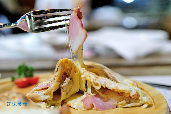 罗马尼亚大厨巴丘的美食厨房