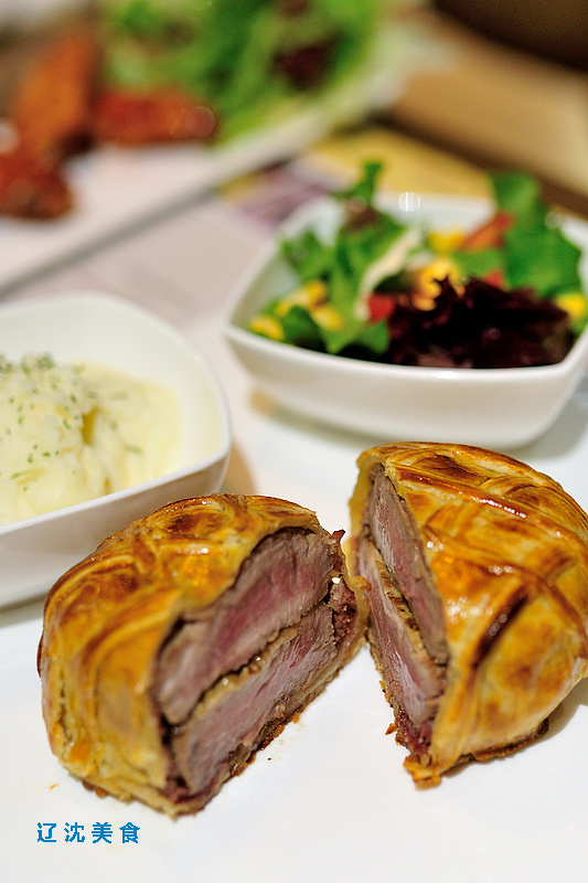 罗马尼亚大厨巴丘的美食厨房