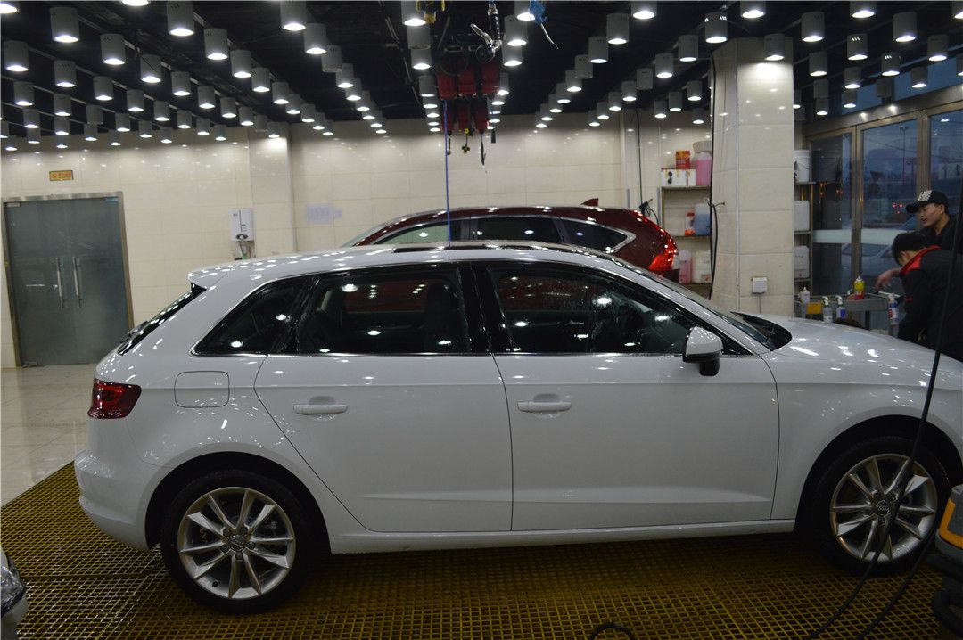 新年给爱车穿一层新衣，潇洒车镀晶体保护爱车