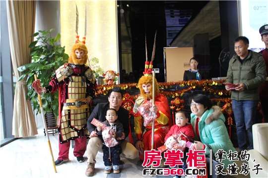 杭州真假美猴王隐藏的真相,新疆真假美猴王