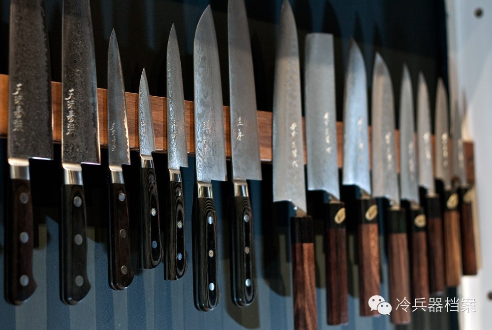 厨房冷兵器大比拼：德系VS日系
