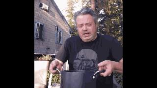 没其他想说的,今天周末,大家耍开心就好!