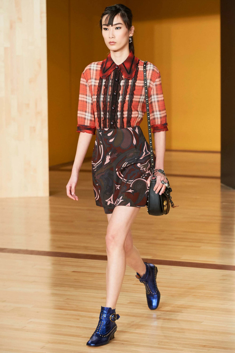 你以为只会做包的Coach，人家的衣服早就美翻天了！