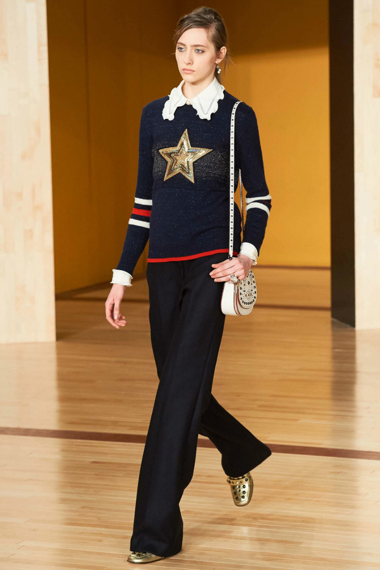 你以为只会做包的Coach，人家的衣服早就美翻天了！