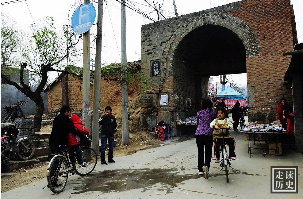 牧野之战纣王跟谁战,牧野之战占卜卦象不利为何还出兵