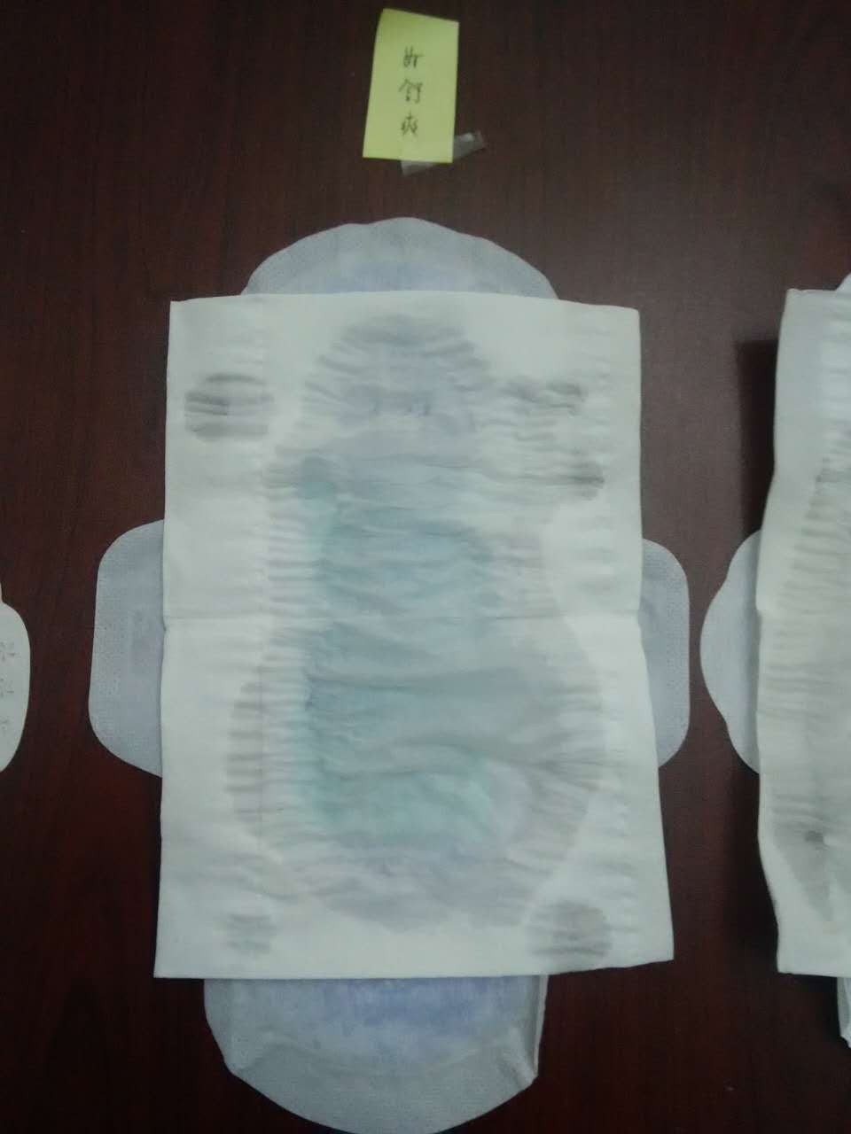 女生卫生巾大礼包,全网最火最全二十种卫生巾测评