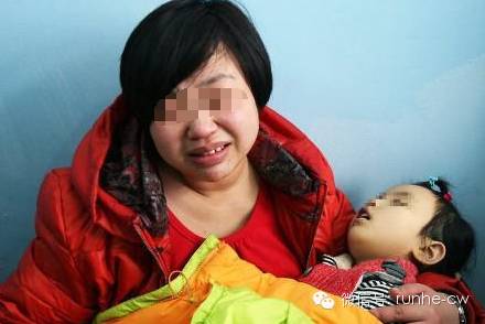 3岁孩子半夜吐泡沫粘液,三岁女童排出米黄色液体