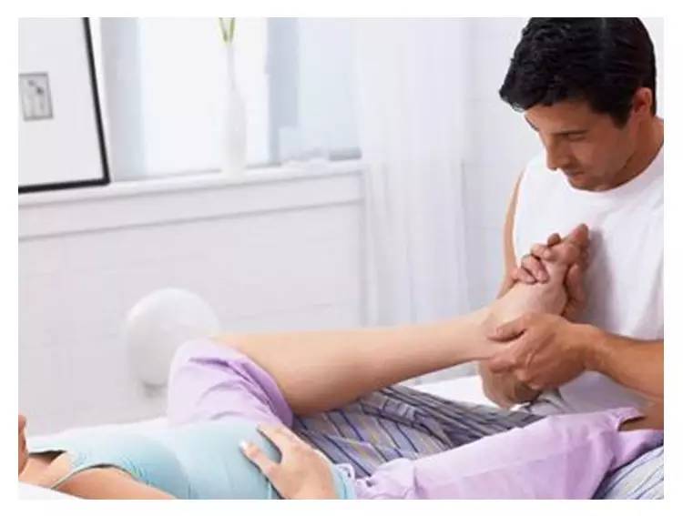 孕妇抽筋该怎么办,孕妇晚上小腿抽筋