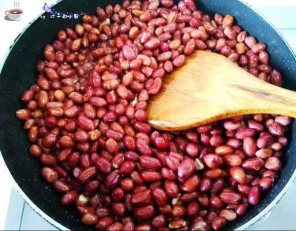 秘制花生米酥最正宗的做法,酥脆花生做法可以放醋吗