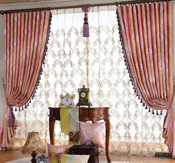 客厅窗帘布料选购注意事项,窗帘选购技巧罗马杆还是轨道的好