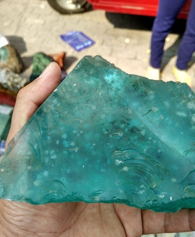 古镇水晶市场 (带你去见识水晶市场水有多深)