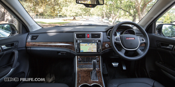 哈弗h8值得购买吗,此地无垠评测新款哈弗h8