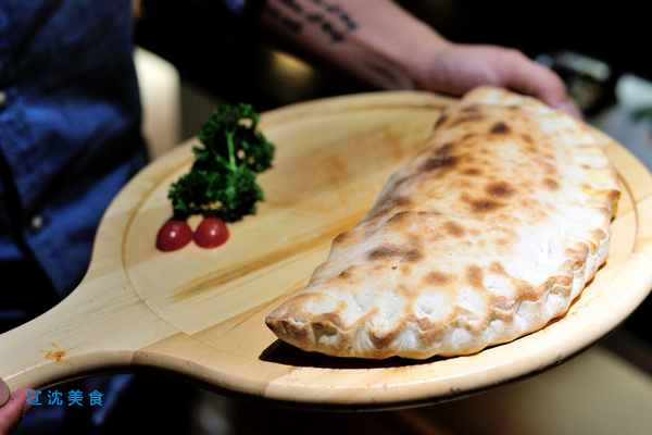 罗马尼亚大厨巴丘的美食厨房