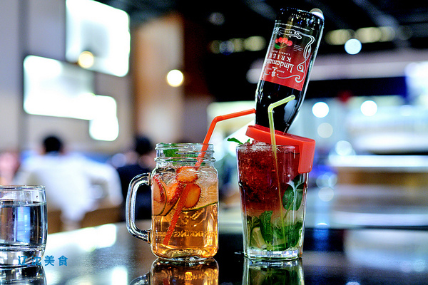 罗马尼亚大厨巴丘的美食厨房