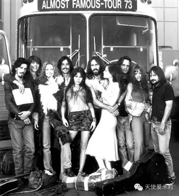 凯特哈德森墨镜遮面,凯特哈德森红毯秀