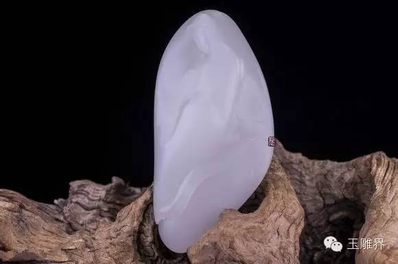 颜色很白的玉是什么玉,白色的玉有哪些品种