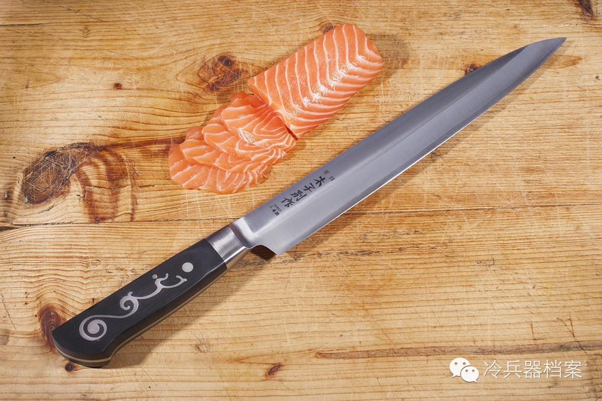 厨房冷兵器大比拼：德系VS日系