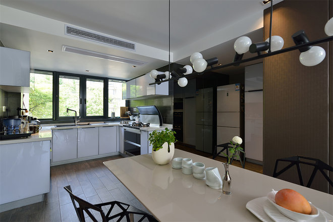 轻奢风格设计搭配效果图,意式轻奢风混搭装修风格