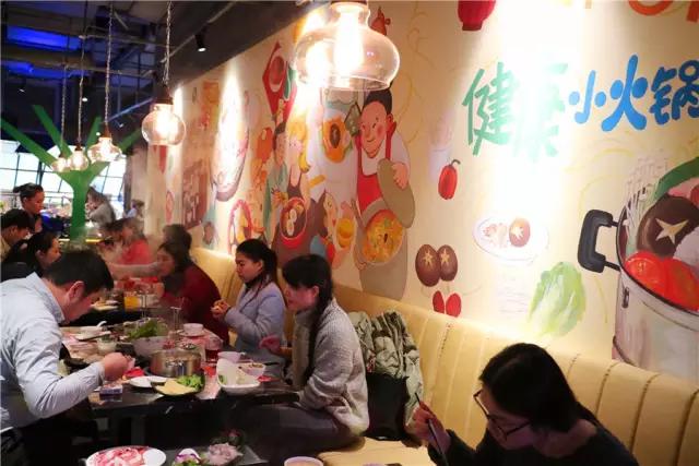 南宁有单人小火锅吗,南宁旋转小火锅