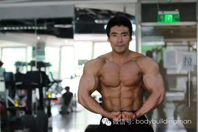 健美获得最高的奖项,健美夺冠时刻