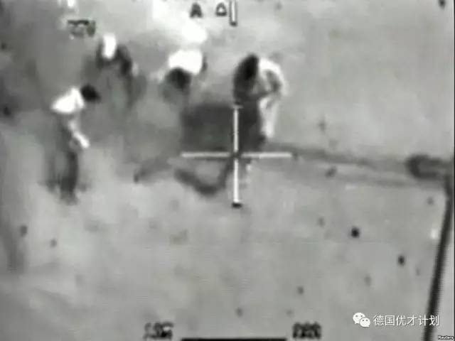 她是世界最牛变性人，*诺斯**登的前辈，奥巴马最后一刻为她发特赦令