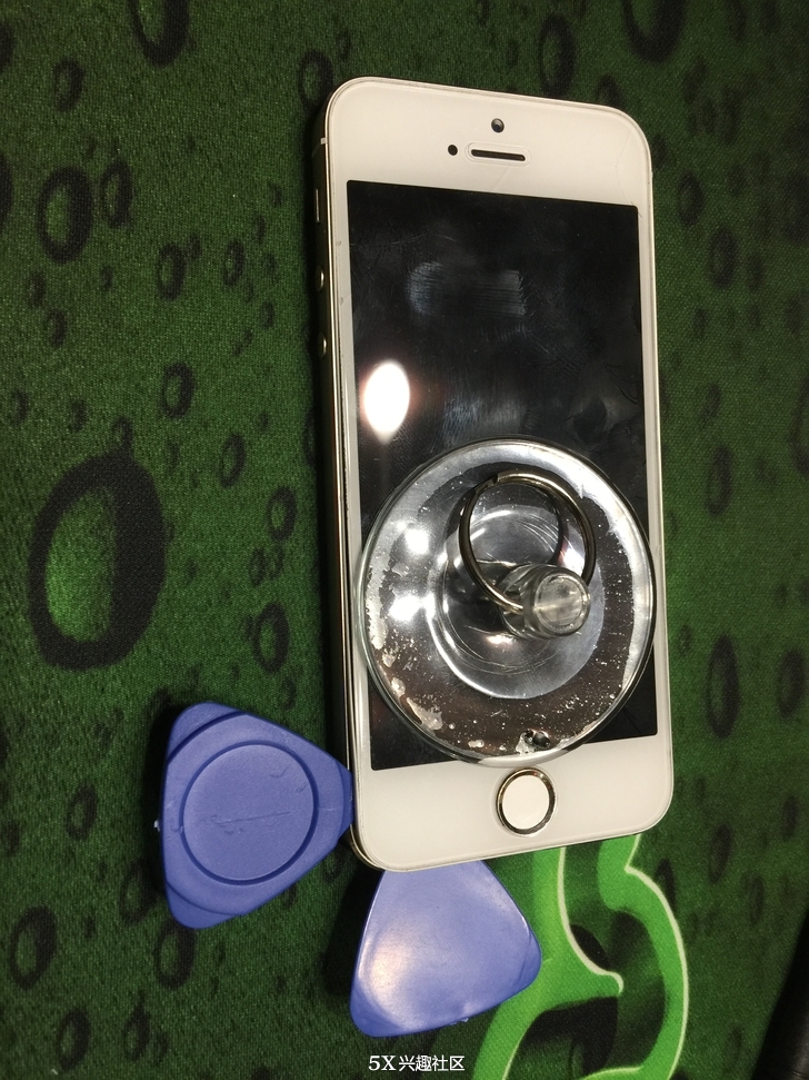 怎样给苹果5s换屏,苹果5s换电池详细教程