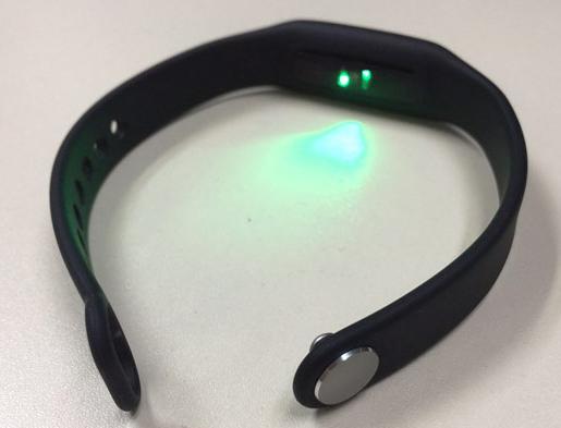 小米手环4连接手机操作过程,vivo手机连接小米手环教程