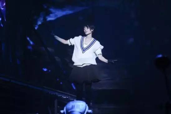 闃跨缁忓吀瑙嗛,闃跨绉嬬殑鏃跺皻鐢熸椿