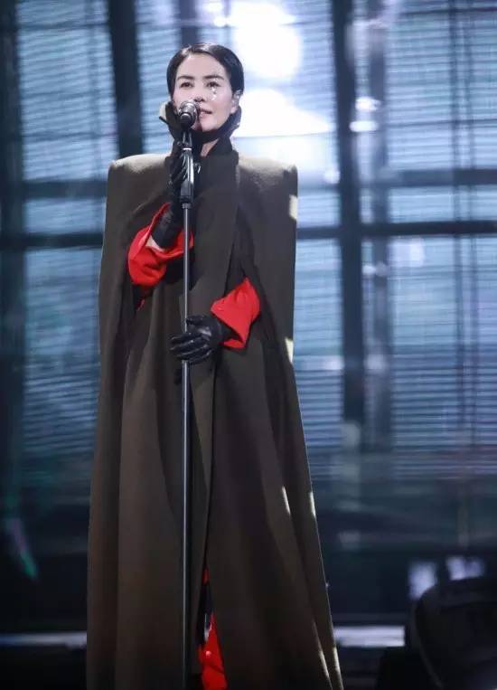 闃跨缁忓吀瑙嗛,闃跨绉嬬殑鏃跺皻鐢熸椿