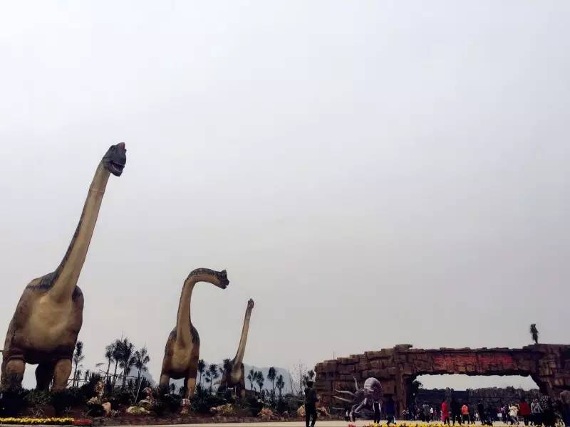 侏罗纪公园中的恐龙,侏罗纪水上乐园出现真实恐龙