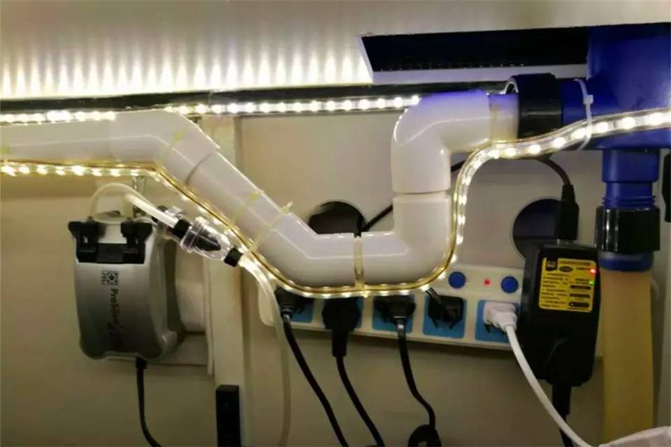 上滤盒下水管改造,底滤下水管怎么改