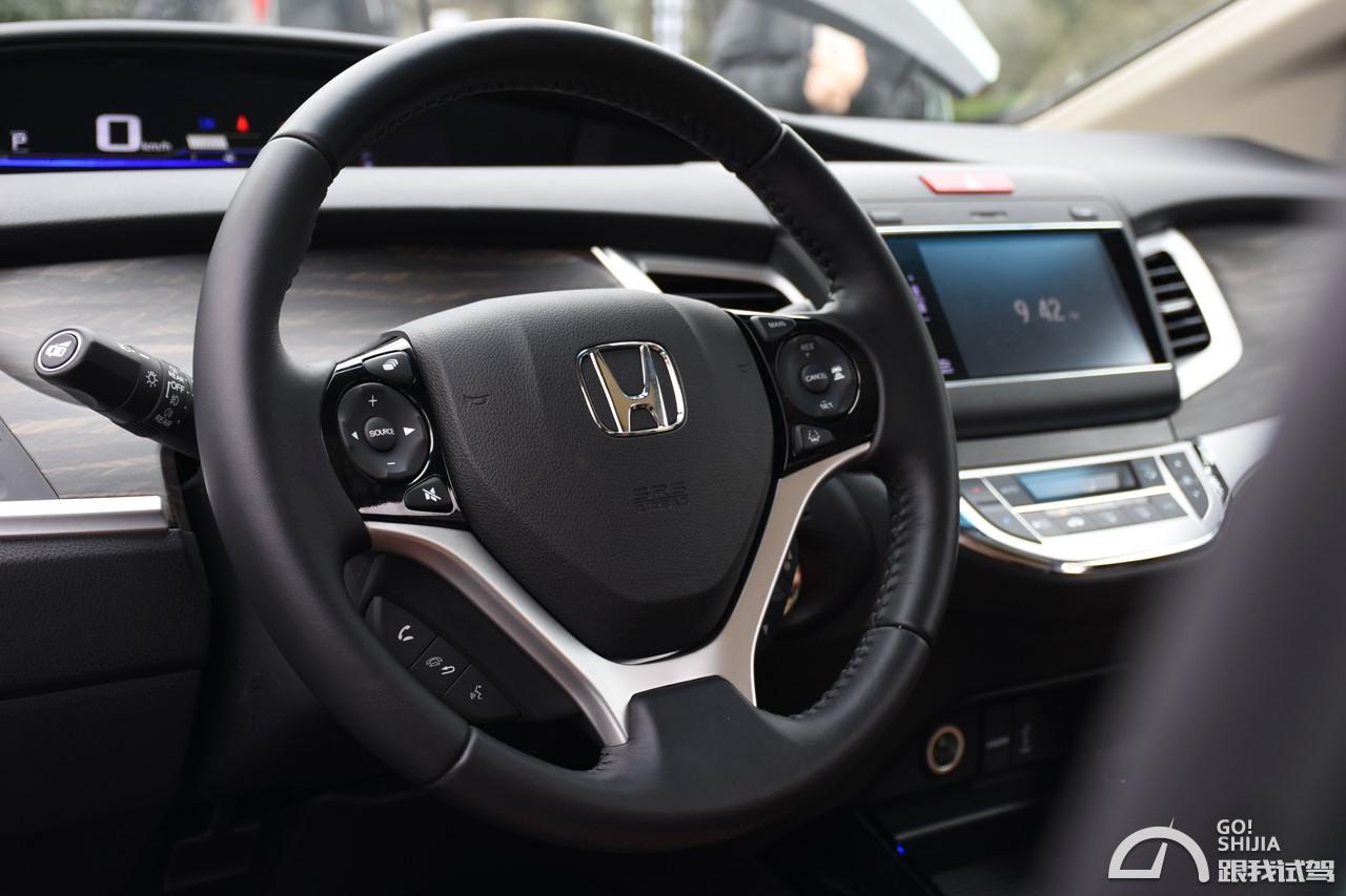 多变空间恣意驾控试驾东风本田新杰德