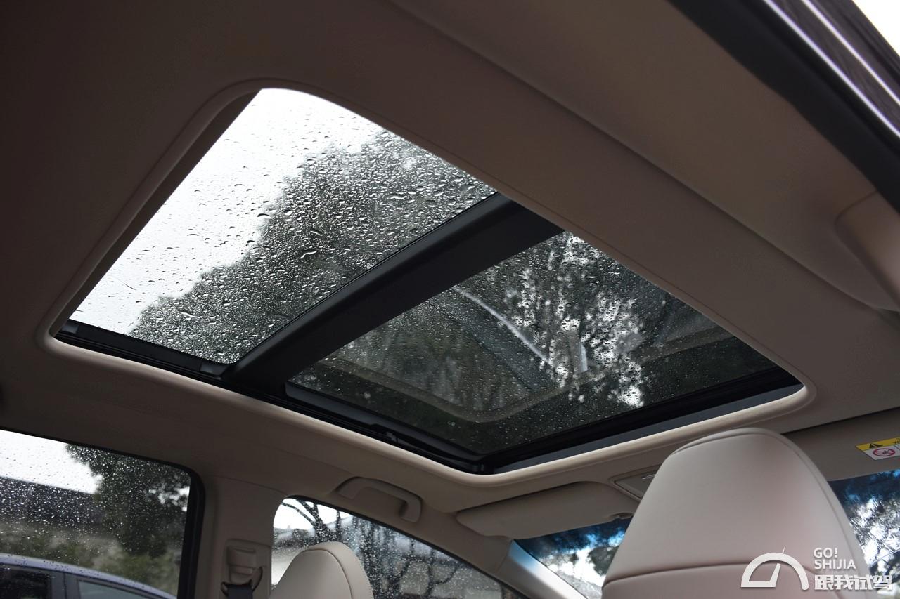 多变空间恣意驾控试驾东风本田新杰德