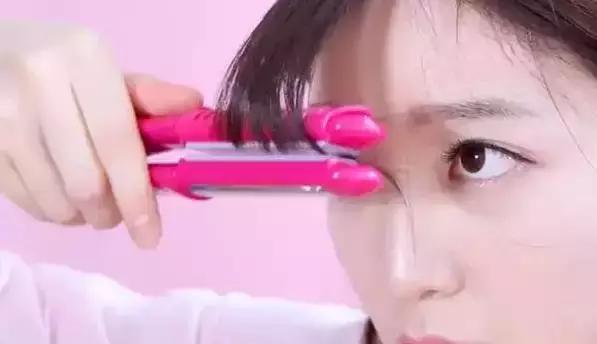 适合额头大发际线高的短发型,宽额头额头高怎么剪刘海