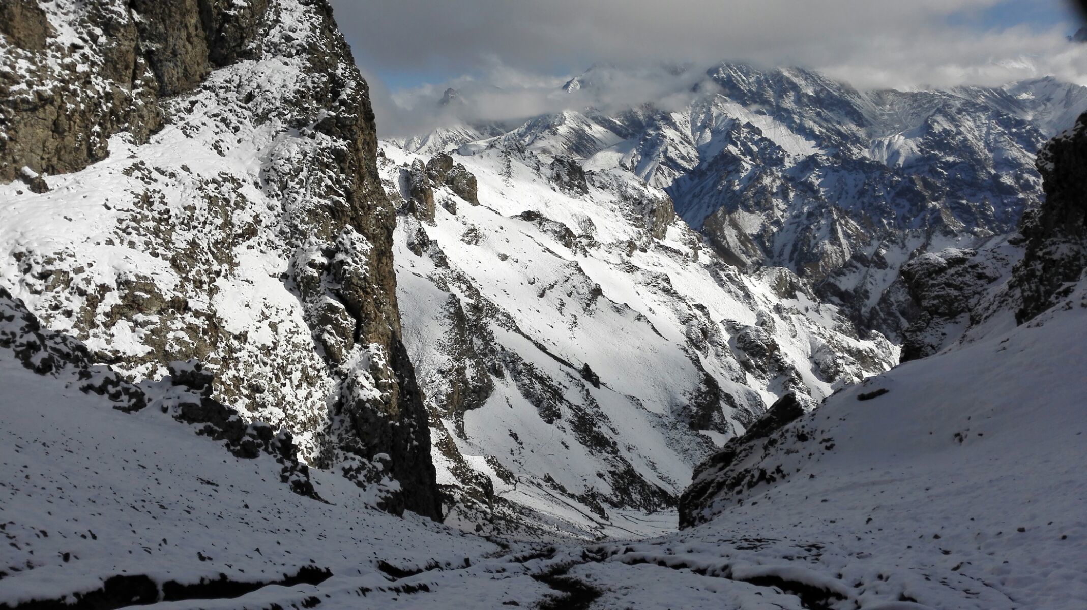 狼塔徒步a线详细攻略,狼塔徒步路线