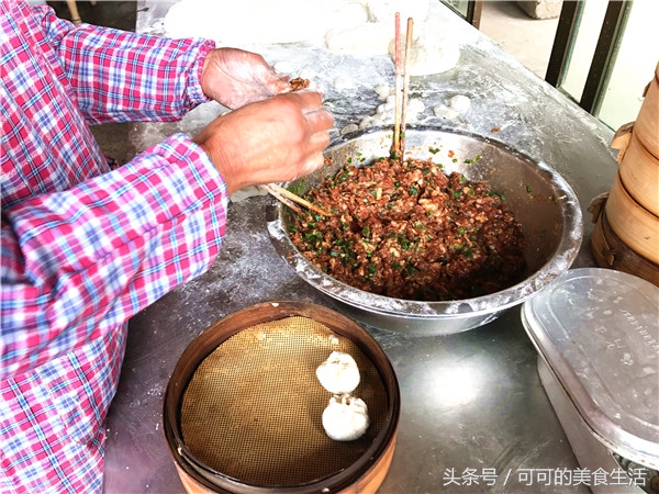 下午茶喝豆浆,一碗宛若鸡蛋羹的咸豆浆,谁能不爱?