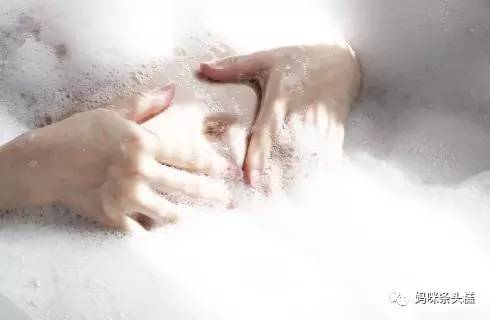 在家DIY拍出这些孕照的宝妈，可以通知让你的摄影师下岗了